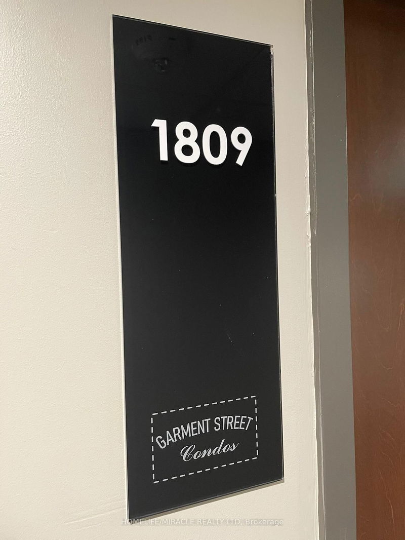 home for lease on 1809-108 Garment Street