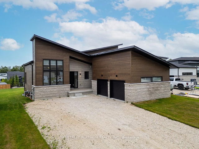 91 Goldie Court