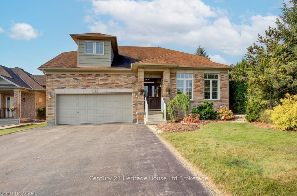 Detached House for sale at 2 GREEN GABLE PLACE, Woodstock, N4T 1W6 - MLS: X11622990