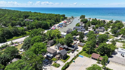 11 Eilber St, Lambton Shores - Grand Bend image-0-4