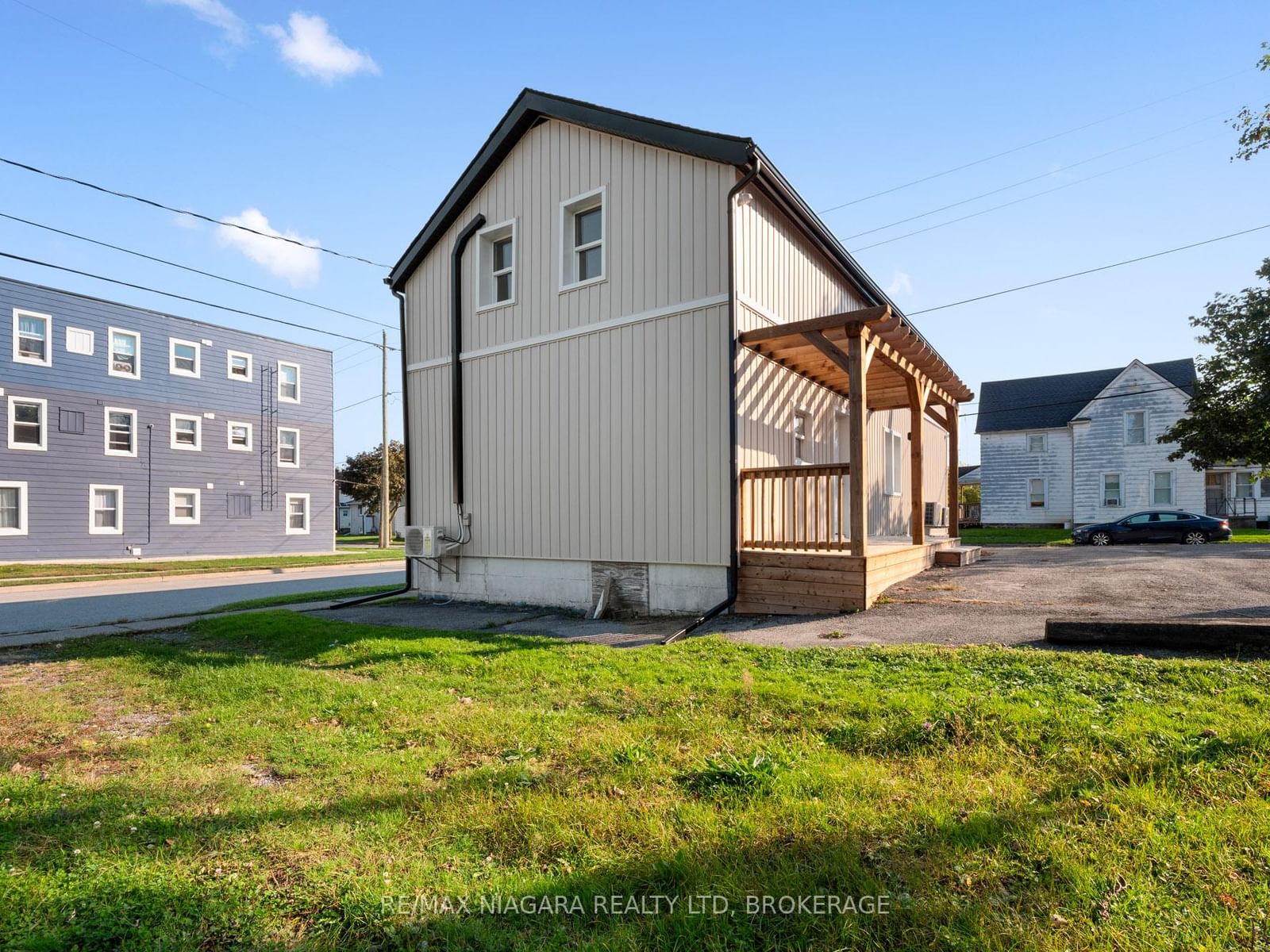 132 Waterloo Street, Unit UNIT#3 - Photo 8