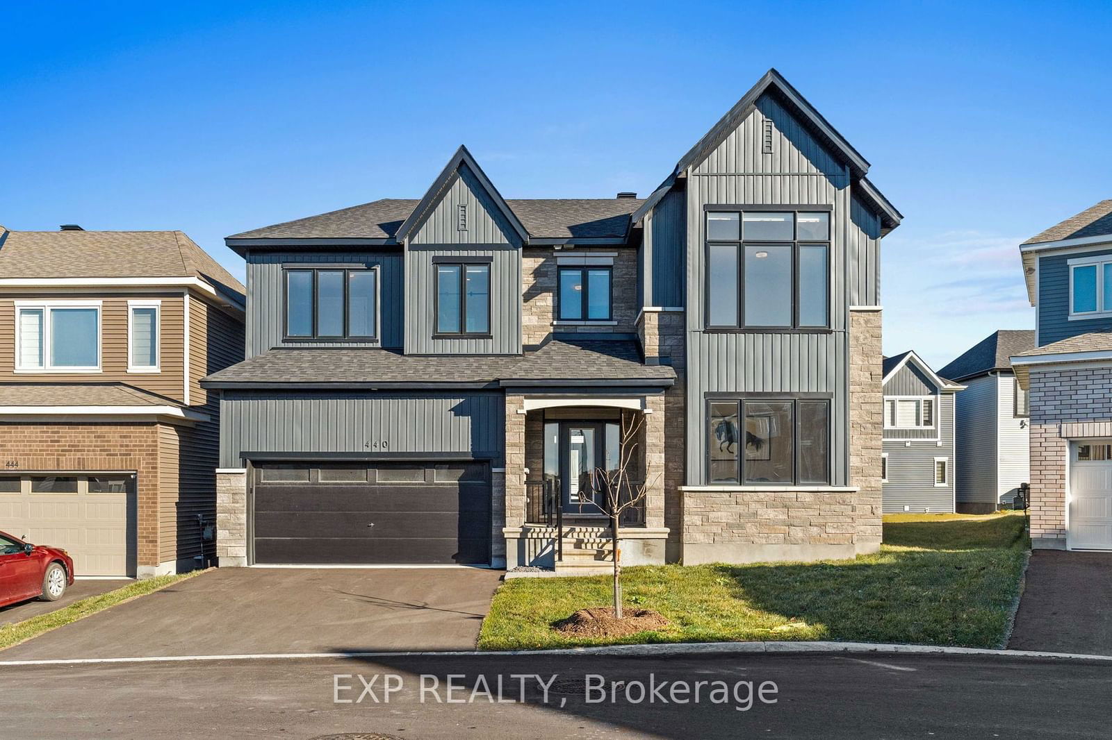 Detached House for sale at 440 Appalachian Circle, Ottawa, Barrhaven - Half Moon Bay, K2J 6X4 - MLS: X11821646