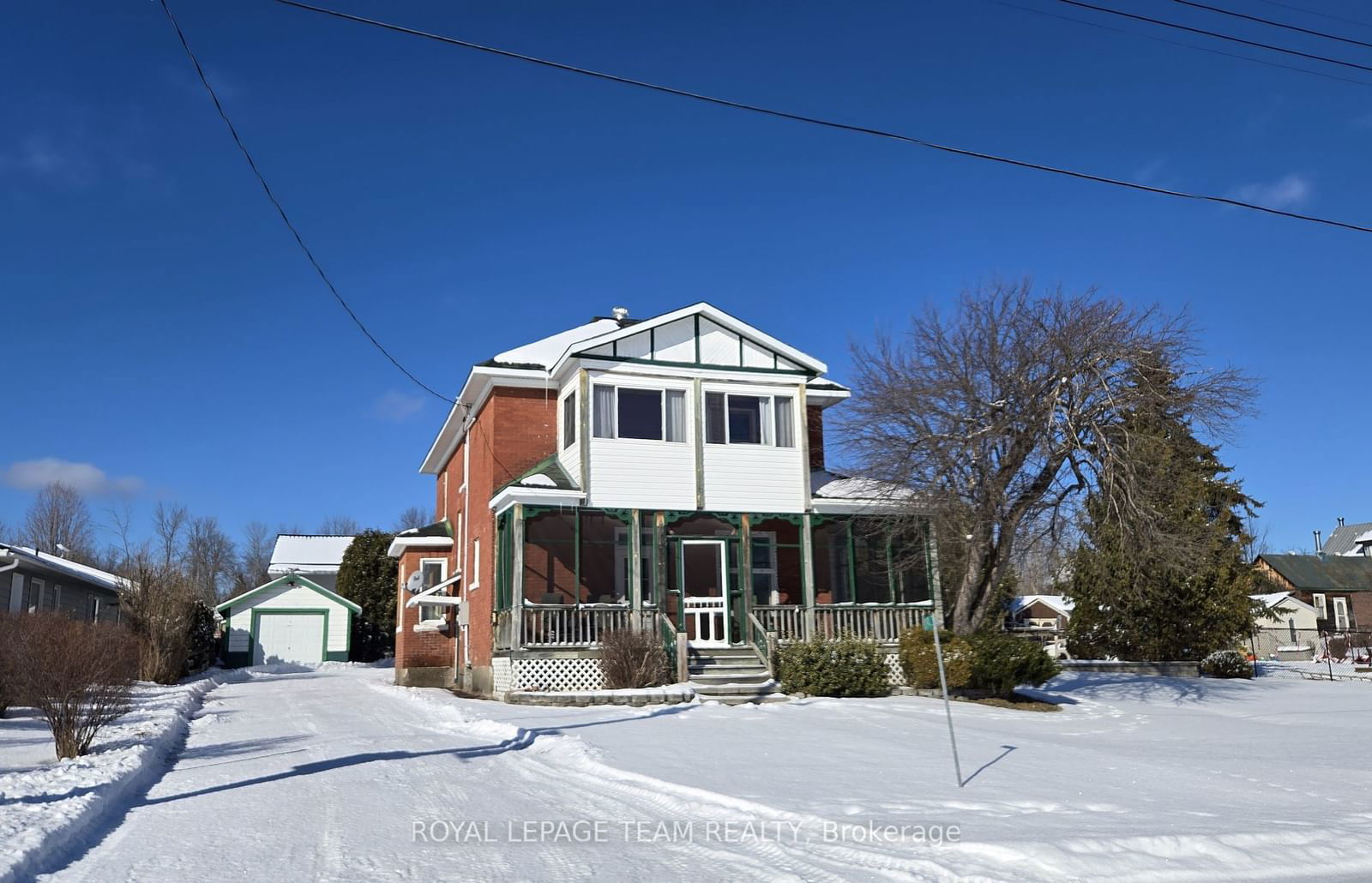 Building at 1094 Madawaska Street, Greater Madawaska, 542 - Greater Madawaska