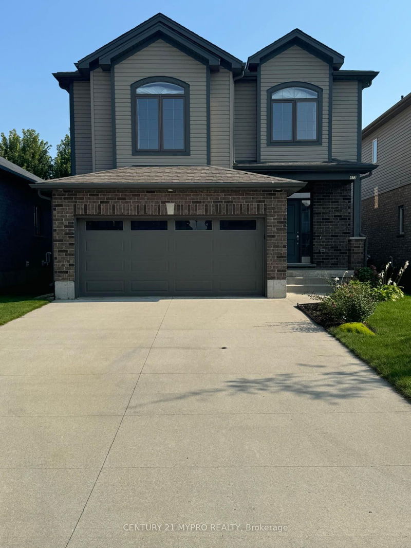 home for lease on 473 Tansbury Street