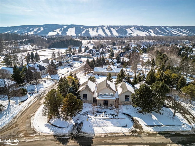 160 GRAND CYPRESS Lane, Blue Mountains, L9Y 0K8 | Image 3