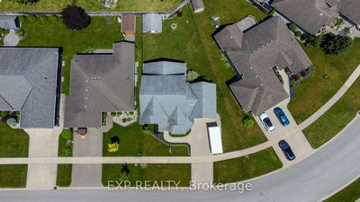 389 Darcy Dr, Strathroy-Caradoc - NE image-0-2