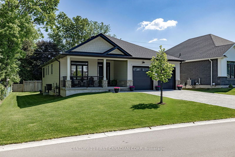 137 RIDGE St, Strathroy-Caradoc - SW image-0-0