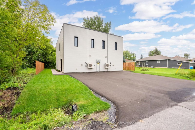 6645 GLEN WALTER PARK Rd, South Glengarry, K6H 5R5 | Image 2