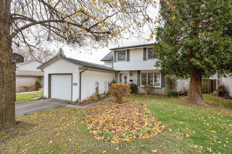 home for sale on 1560 Aldersbrook Road