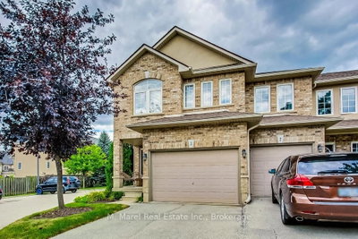 Townhouse sold at 1-39 Panabaker Drive, Hamilton, Ontario, L9G 0A2 - Ancaster - MLS: X11824816