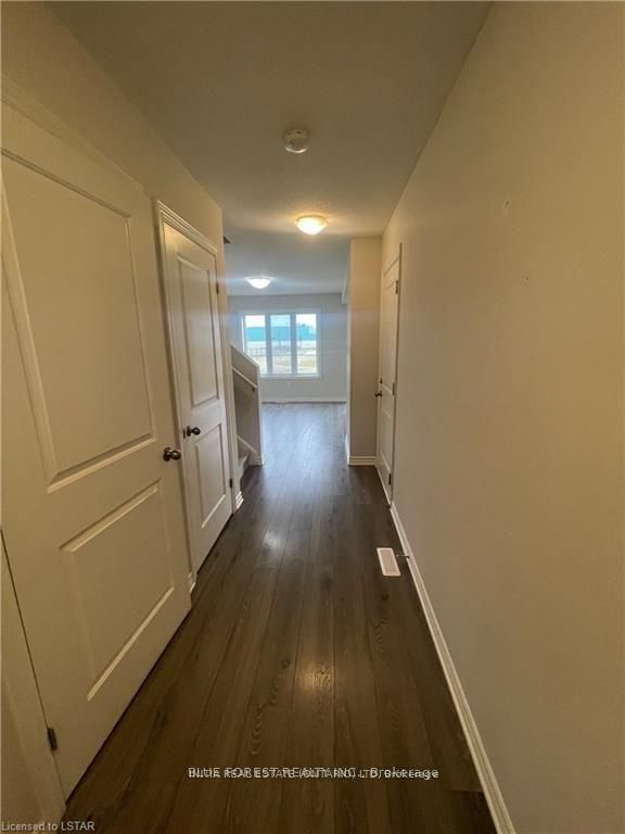 1266 Michael Circ, London East, N5V 0B8 | Image 3