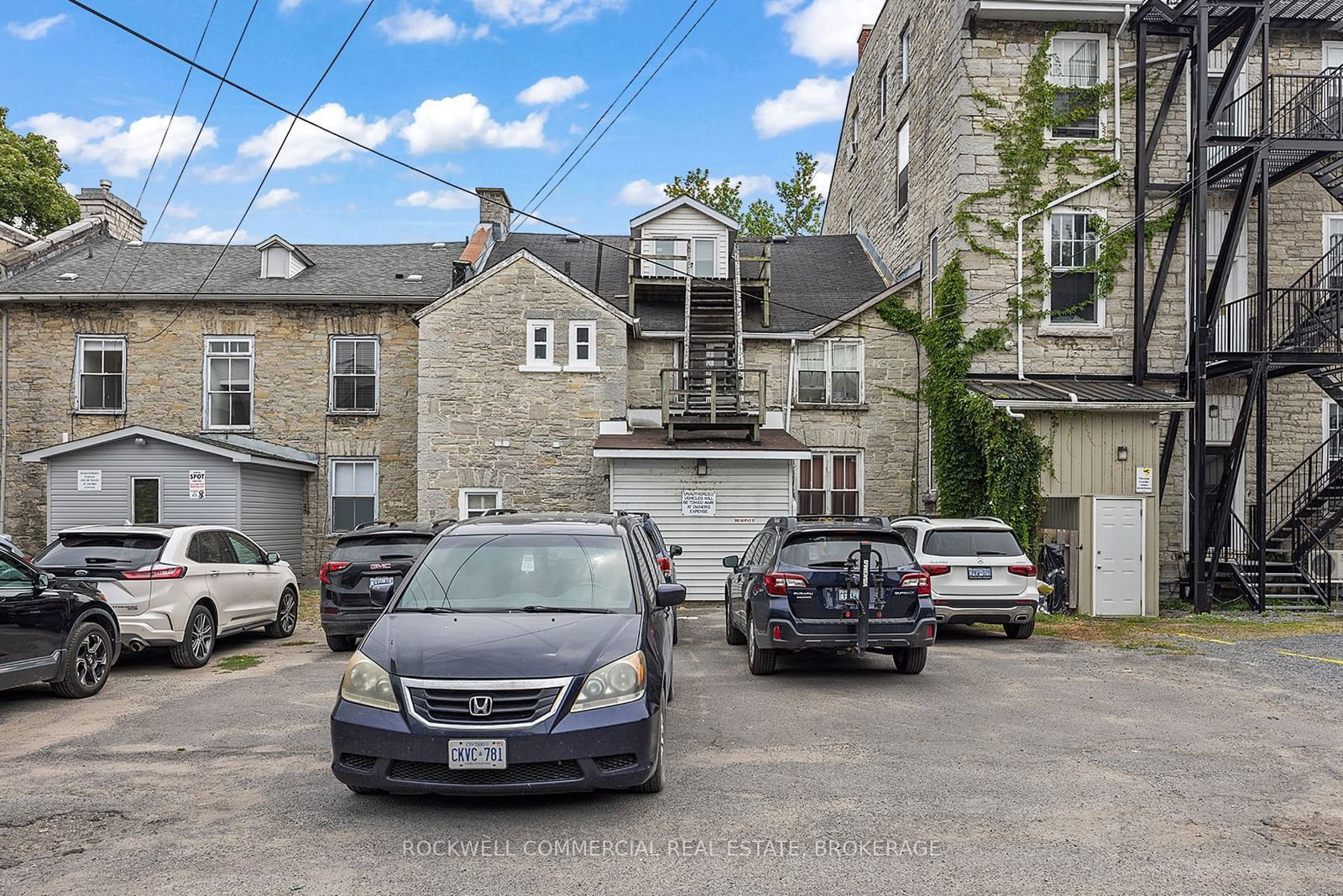 Townhouse for sale at 233 Brock Street, Kingston, Central City East, K7L 1S3 - MLS: X11825259