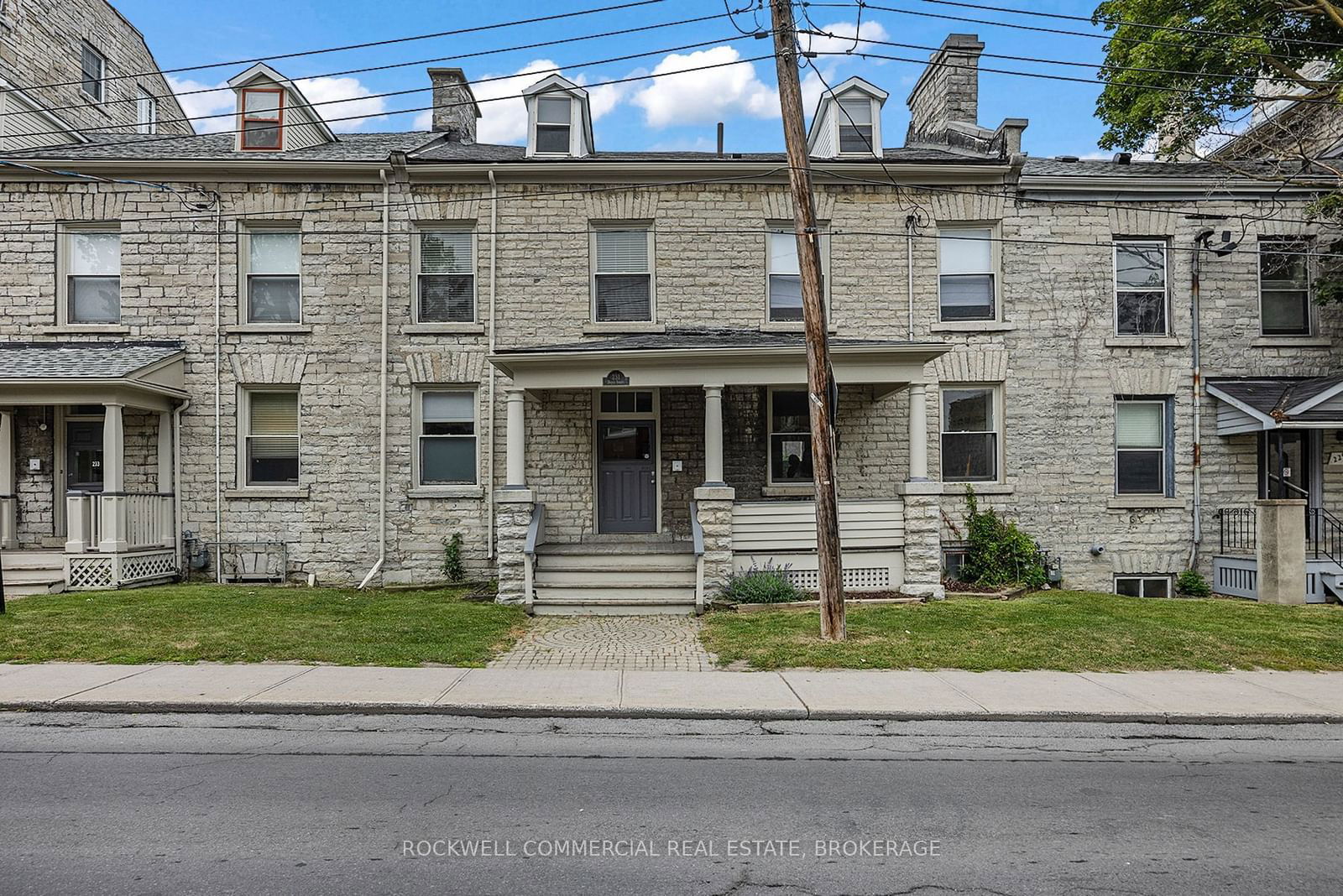 Building at 231 Brock Street, Kingston, Central City East