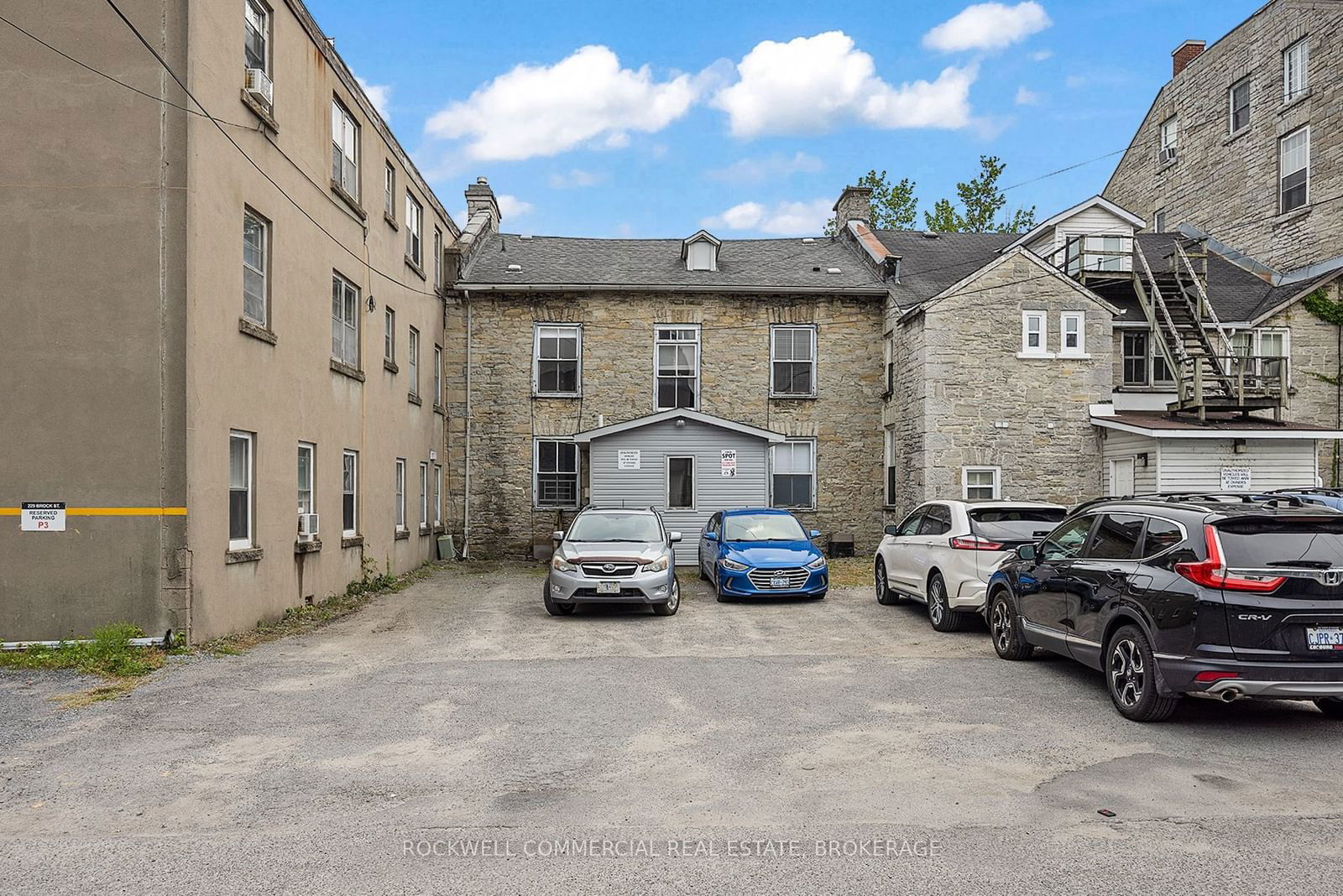 Investment sold at 231 Brock Street, Kingston, Central City East, K7L 1S3 - MLS: X11825263