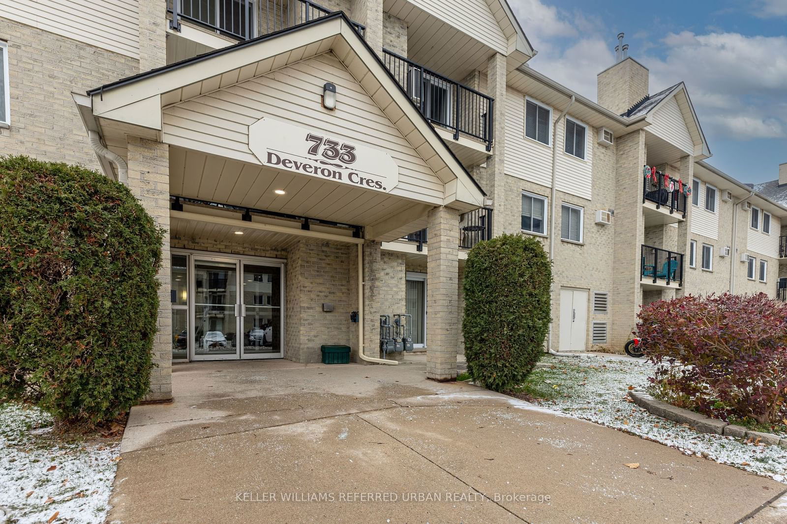 Condo for lease at 304-733 Deveron Crescent, London, South T, N5Z 4X7 - MLS: X11825400