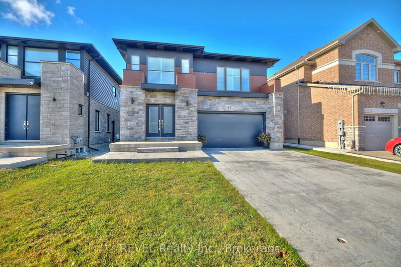 home for sale on 43 Homestead Way