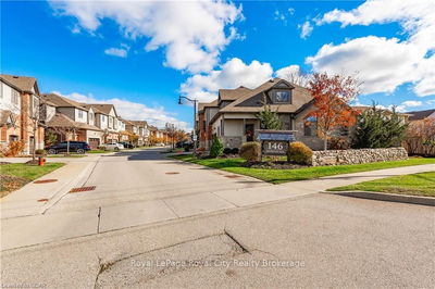 Unit 13 — 146 DOWNEY Rd, Guelph - Kortright Hills image-0-4