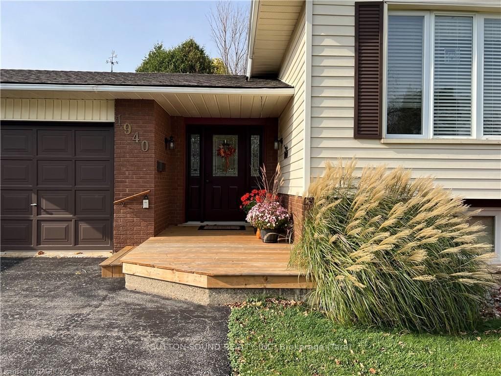 Detached House sold at 1940 8TH Avenue, Owen Sound, Owen Sound, N4K 3C3 - MLS: X11879986