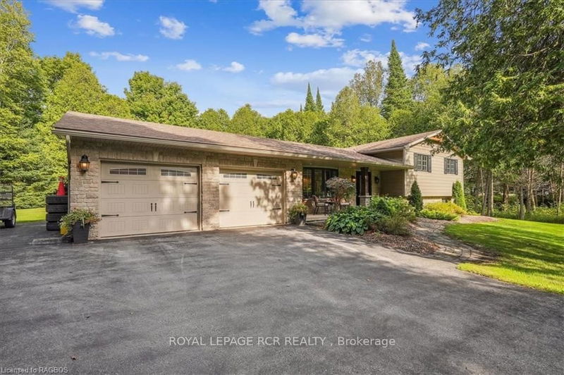 home for sale on 758169 GIRL GUIDE Road