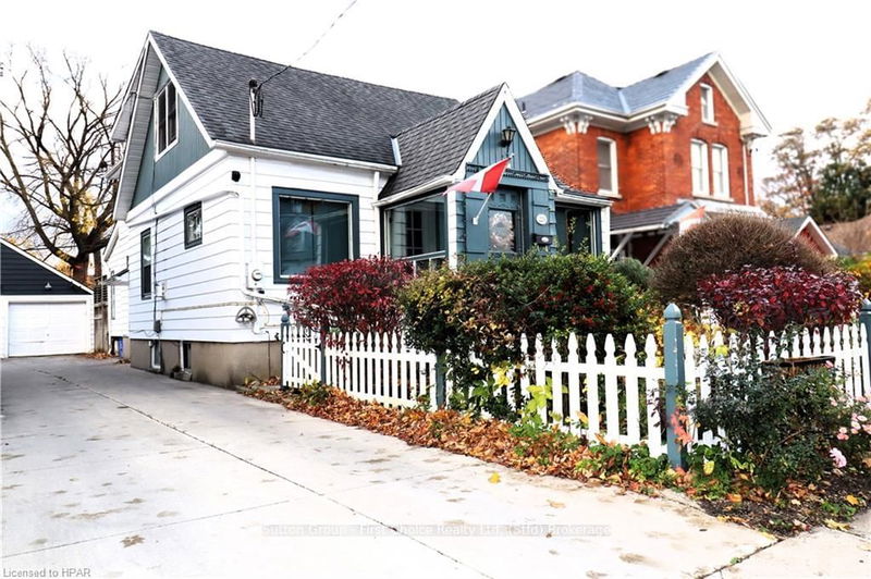 home for sale on 223 MORNINGTON Street