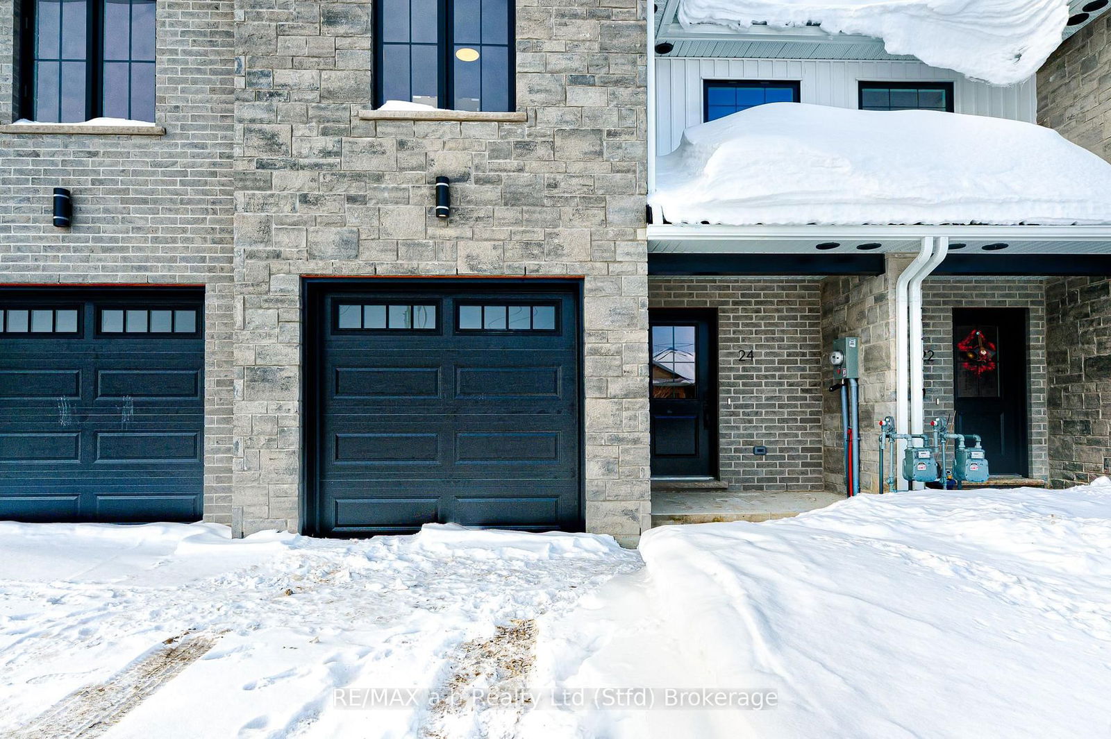Semi-Detached House sold at 24 LINDA Drive, Huron East, Seaforth, N0K 1W0 - MLS: X11880252