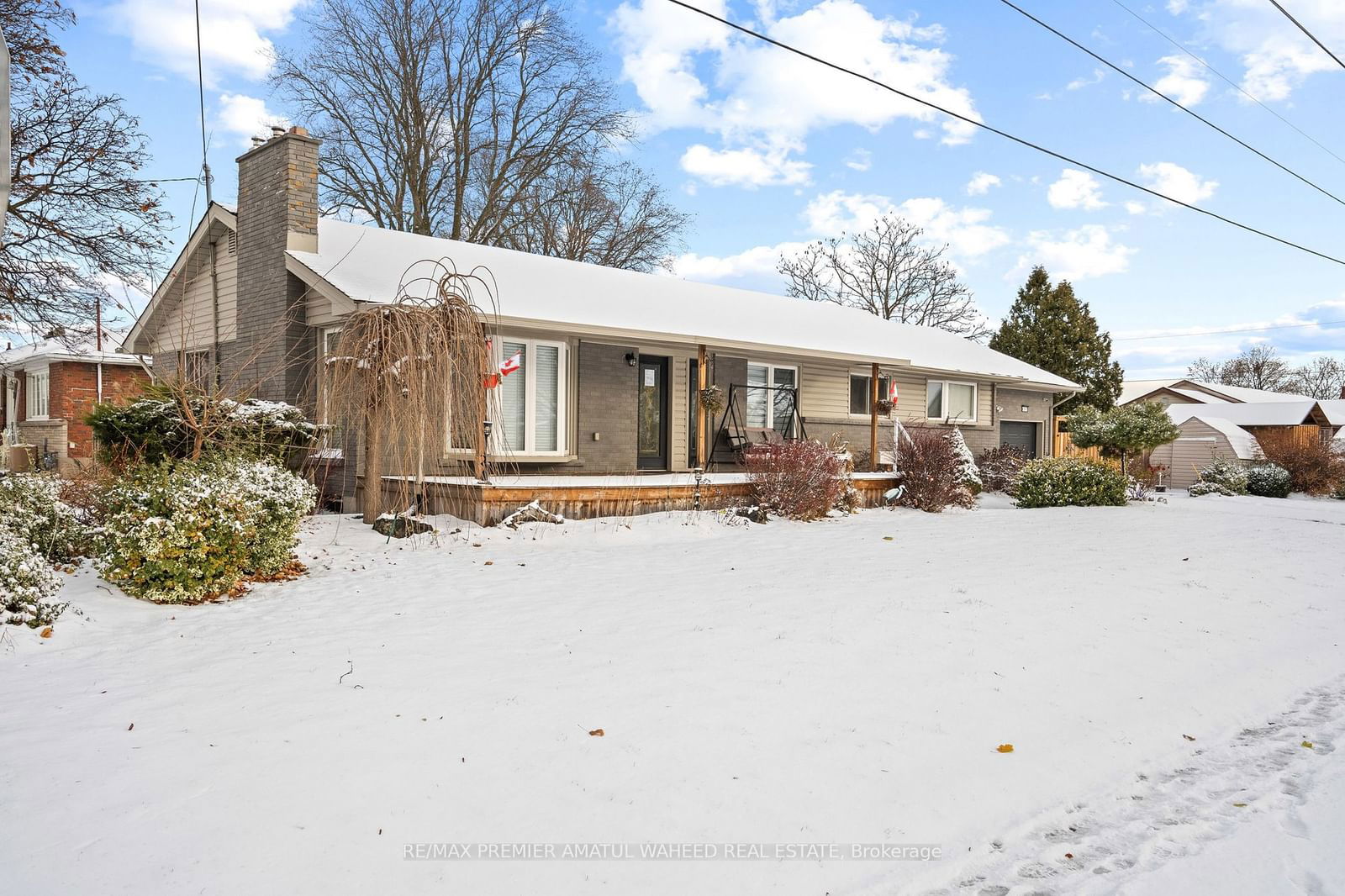 Detached House leased at 6597 Huggins Street, Niagara Falls, L2J 1H3 - MLS: X11880463