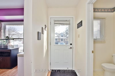 Unit 9 — 141 Condor Crt, London - East P image-0-2