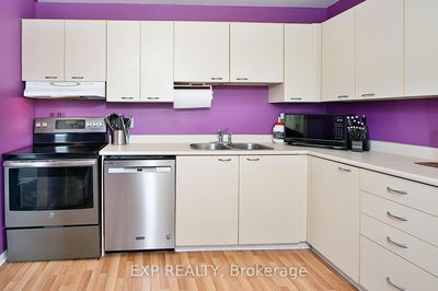 Unit 9 — 141 Condor Crt, London - East P image-0-4