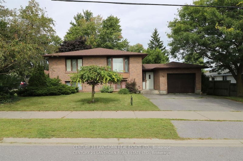 52 Washburn St, Prince Edward County - Picton image-0-0