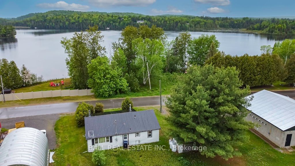 Detached House sold at 24 Paudash Lake Road, Bancroft, K0L 1C0 - MLS: X11880650