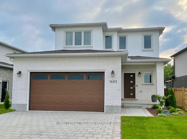 home for sale on 1603 Applerock Avenue