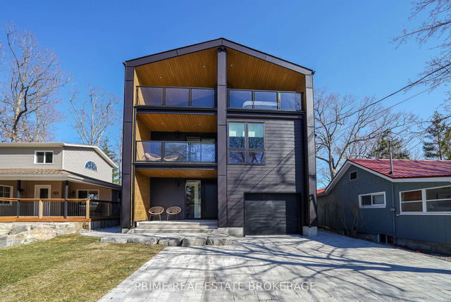 12 Warwick Avenue