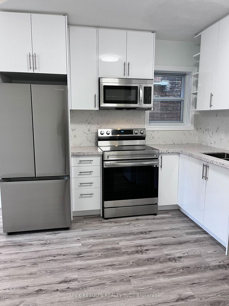 home for lease on A-299 Ottawa Street N