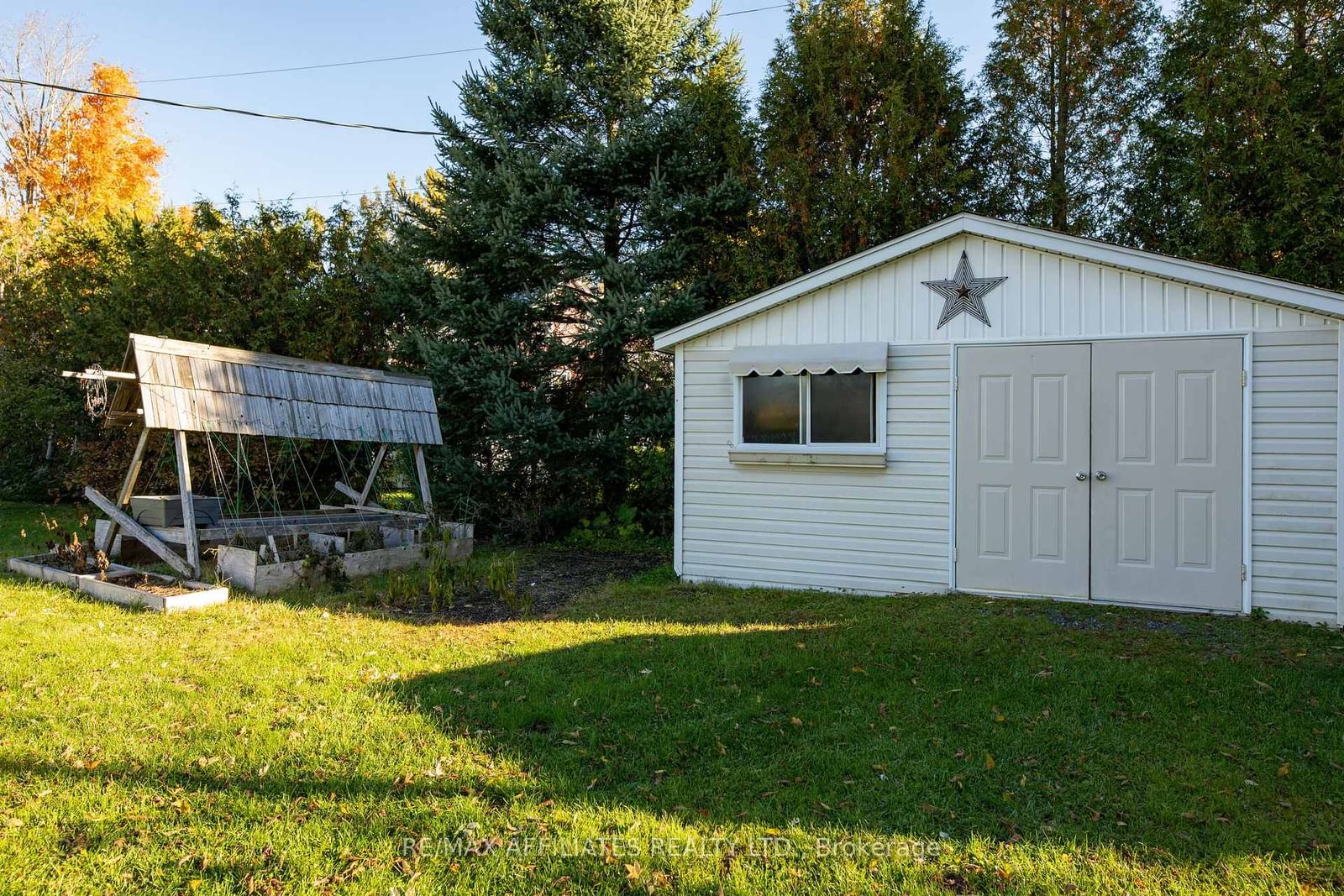 Listing Image 30