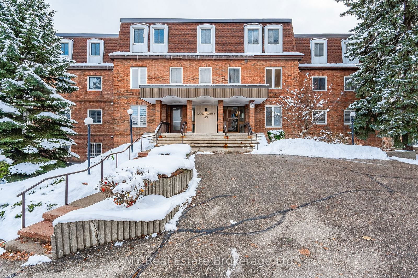 Condo for sale at 302-43 Caroline Street, Waterloo, N2L 2Y5 - MLS: X11882082