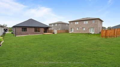 45 Vanrooy Tr, Norfolk - Waterford image-0-1