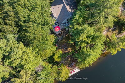 1005 Laidlaw Ave, Gravenhurst -  image-0-1