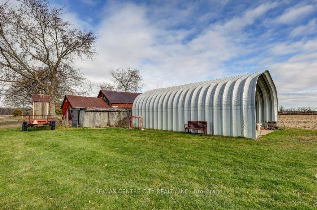 Listing Image 14
