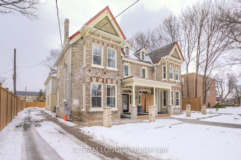 home for lease on 7-211 Wortley Road