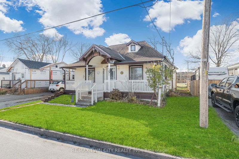 home for sale on 858 Wright Street