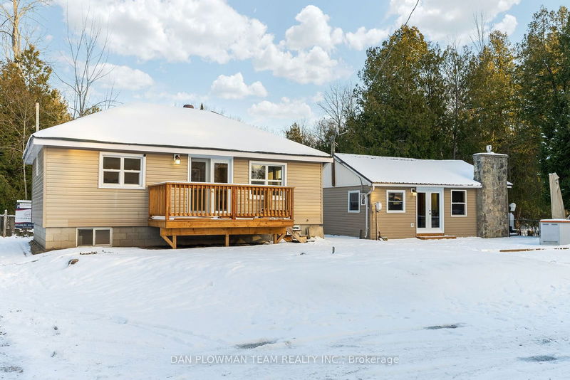 19 Burnett Shore Rd, Kawartha Lakes - Coboconk image-0-0