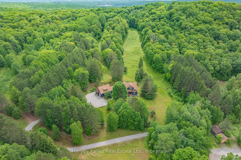 1074 TALLY HO WINTER PARK Rd, Lake of Bays - Sinclair image-0-0