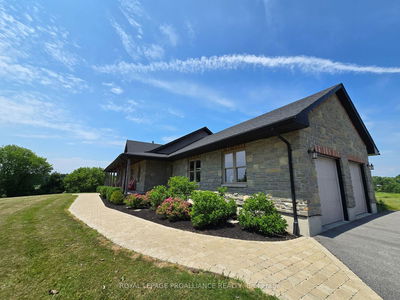 13762 Loyalist Pkwy, Prince Edward County - Picton image-0-1