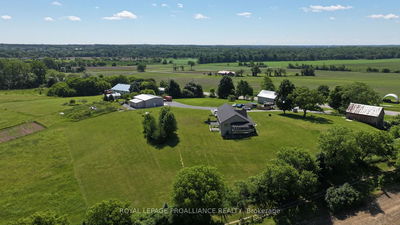 13762 Loyalist Pkwy, Prince Edward County - Picton image-0-2