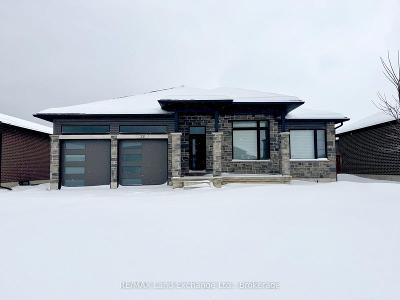 home for lease on 331 Normanton Street
