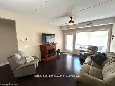 Unit 111 — 4644 PETTIT Ave, Niagara Falls - 212 - Morrison image-0-4