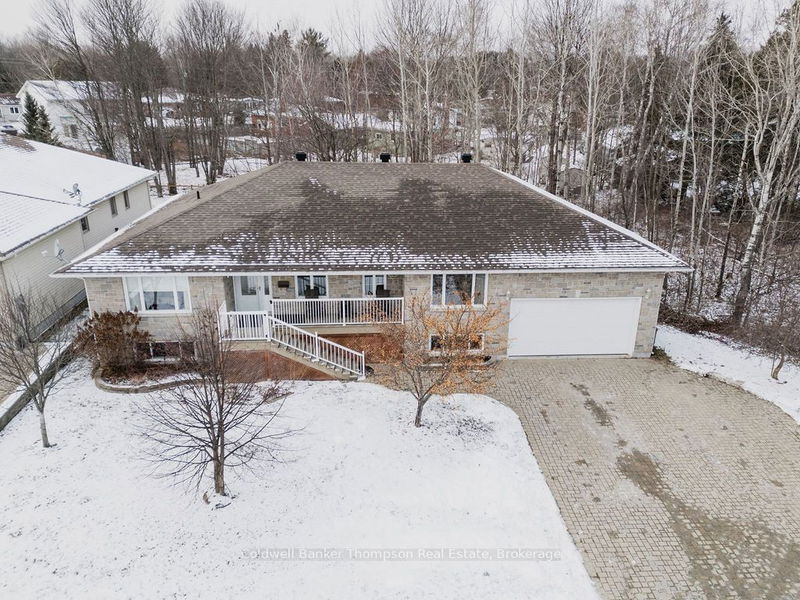 174 Kingsway Ave, North Bay -  image-0-0