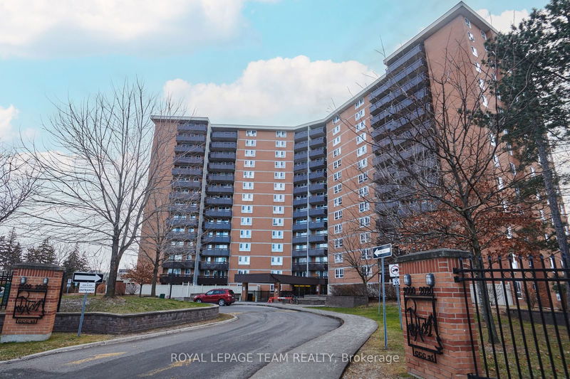 Unit 811 — 2000 Jasmine Cres, Beacon Hill North - South and Area - 2107 - Beacon Hill South image-0-0