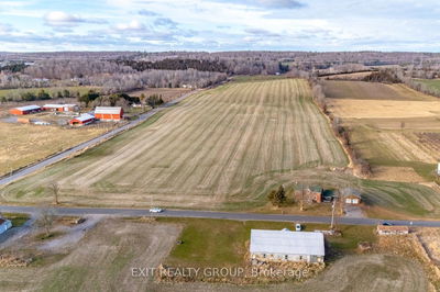 926 Grills Rd, Quinte West -  image-0-2