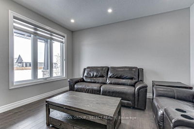 123 FOXBOROUGH Pl, Thames Centre - Thorndale image-0-4